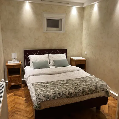 Alojamento de Acomodação e Pequeno-almoço La Ferme Du Paradis 3*