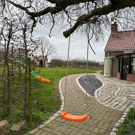 La Ferme Du Paradis לינה וארוחת בוקר 3*