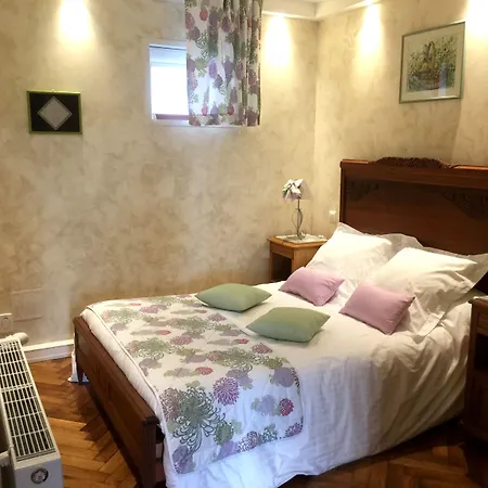 La Ferme Du Paradis Alojamento de Acomodação e Pequeno-almoço Merris